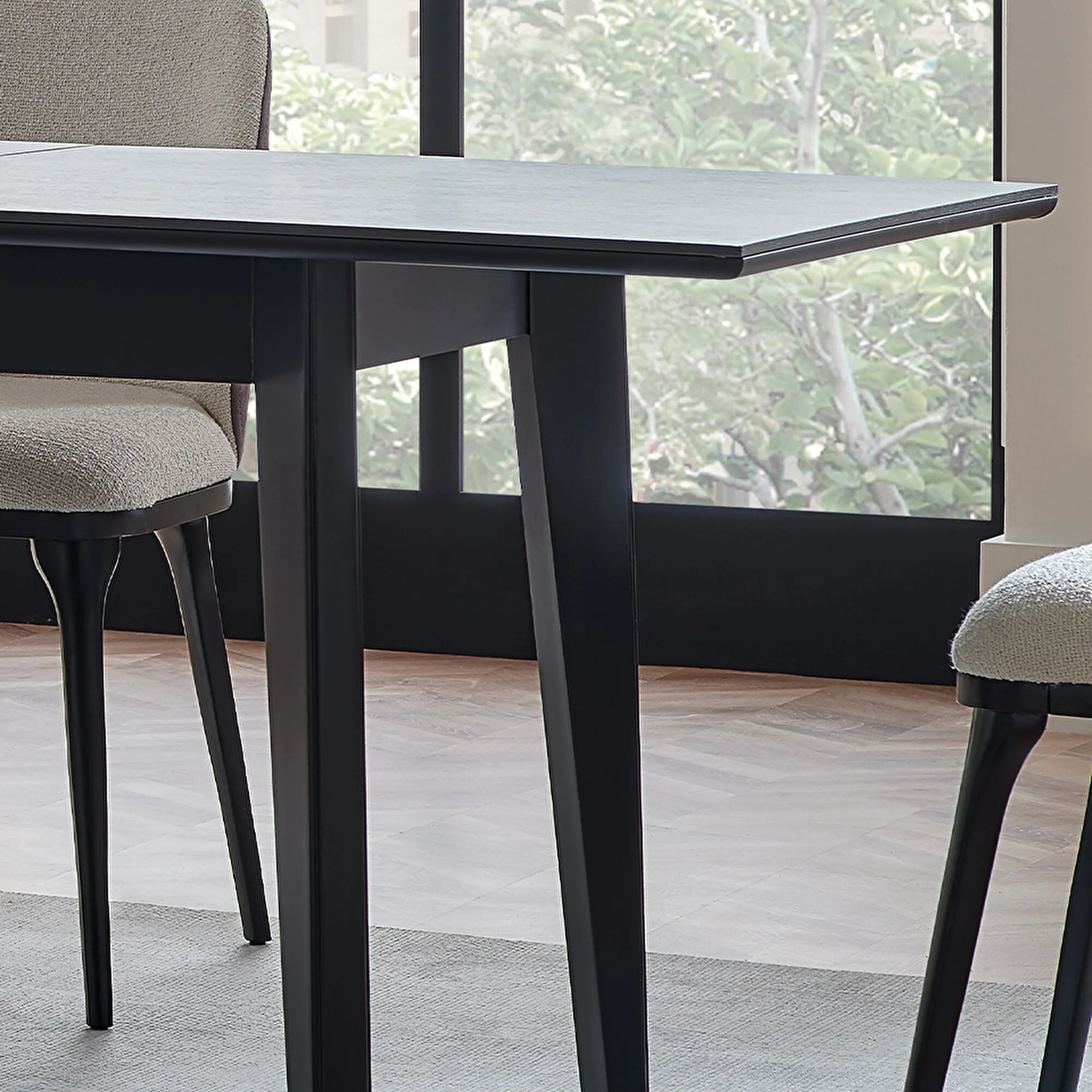 Išskleidžiamas Valgomojo Stalas - Riga - Yatas Bedding