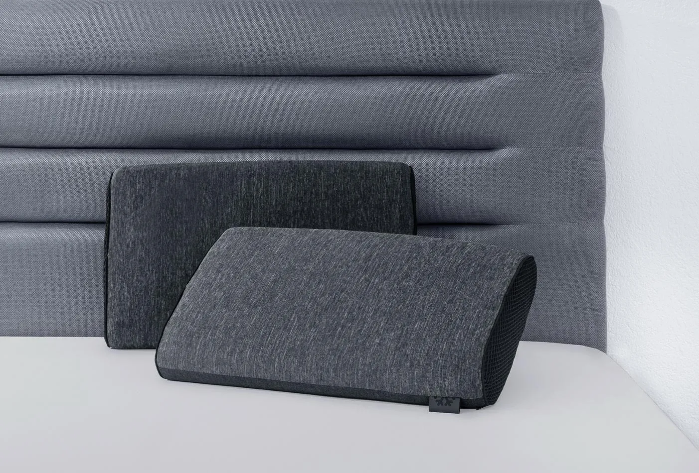 Pagalvė BLACK ICE - Yatas Bedding
