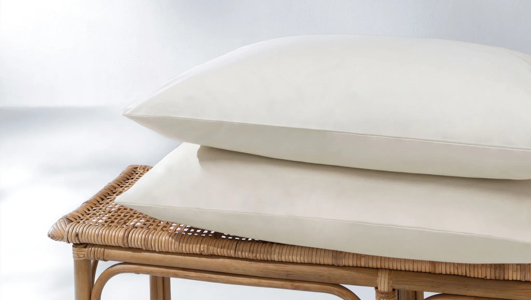 Pagalvė SUPERWASHED WOOL - Yatas Bedding