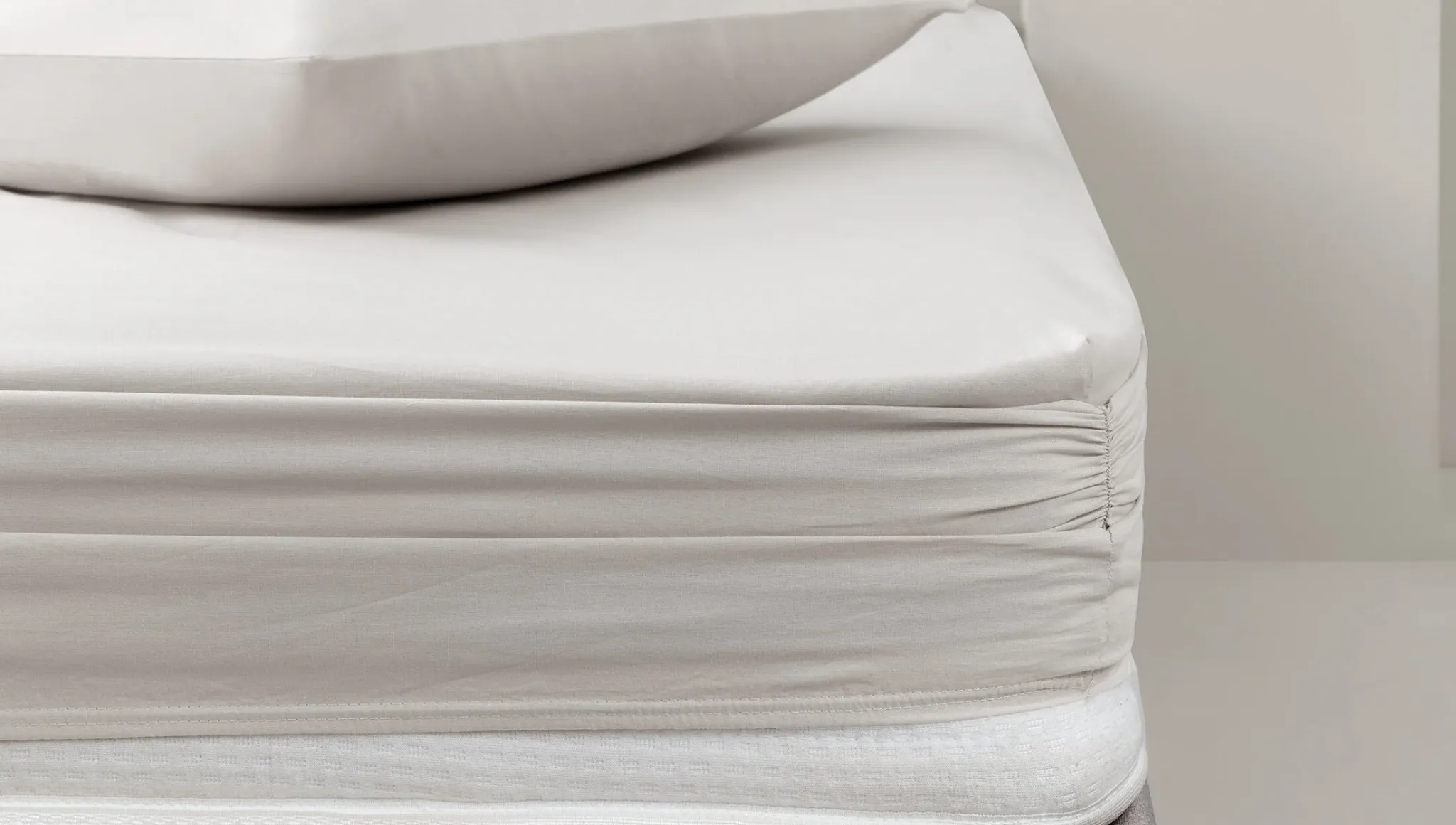 Medvilninė paklodė BEIGE - Yatas Bedding