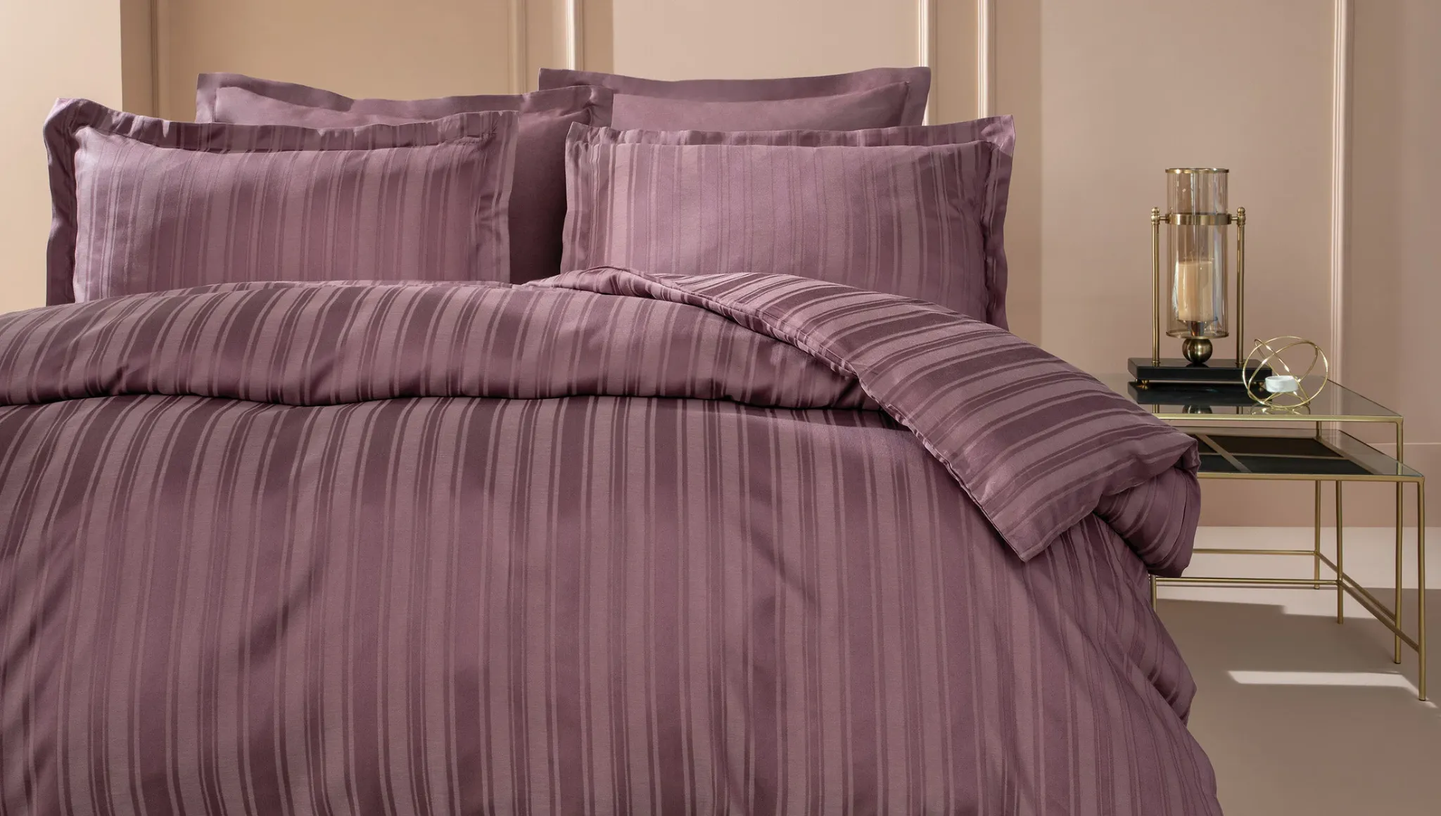 Satino patalynės komplektas PLUM - Yatas Bedding