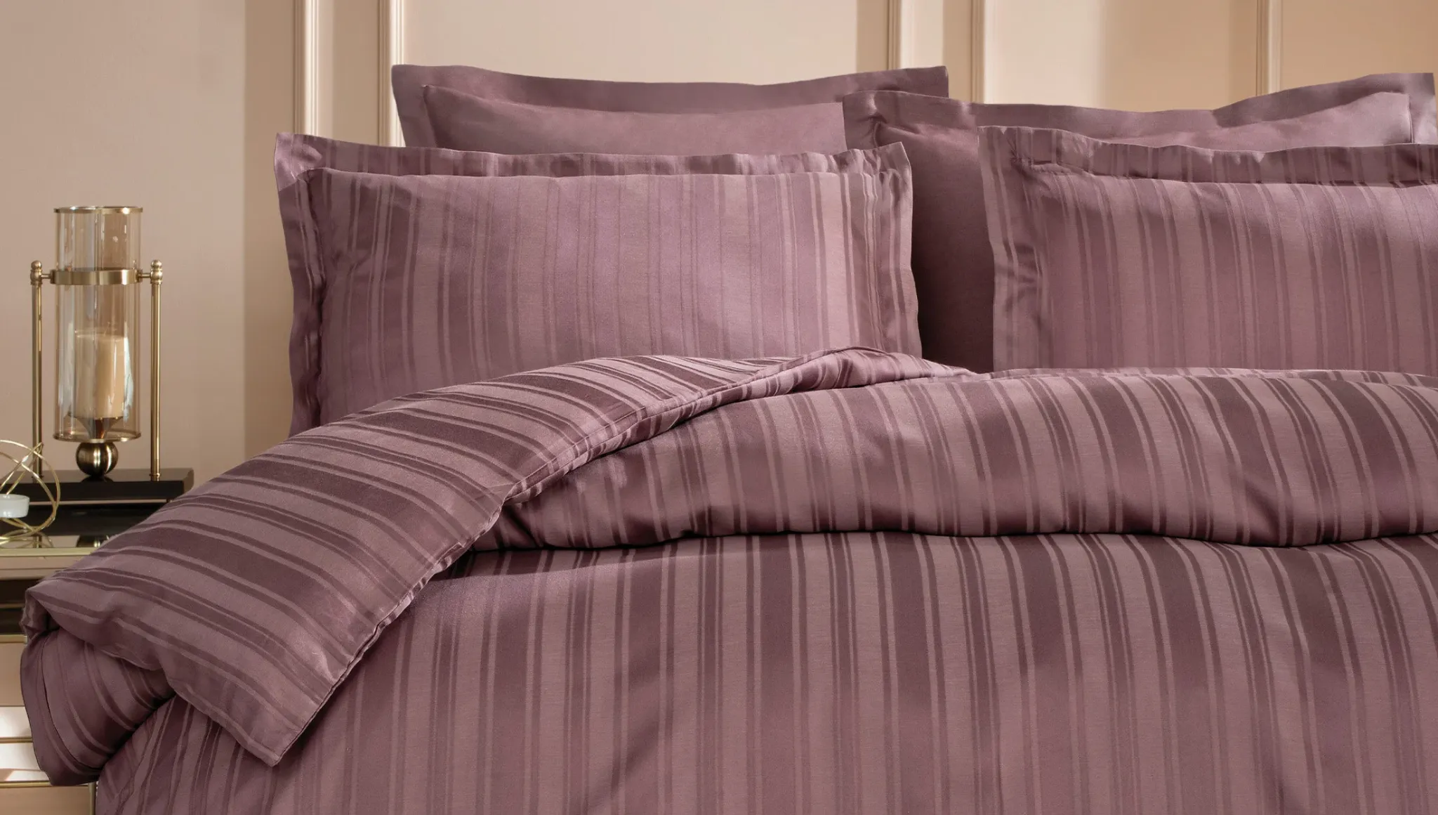 Satino patalynės komplektas PLUM - Yatas Bedding