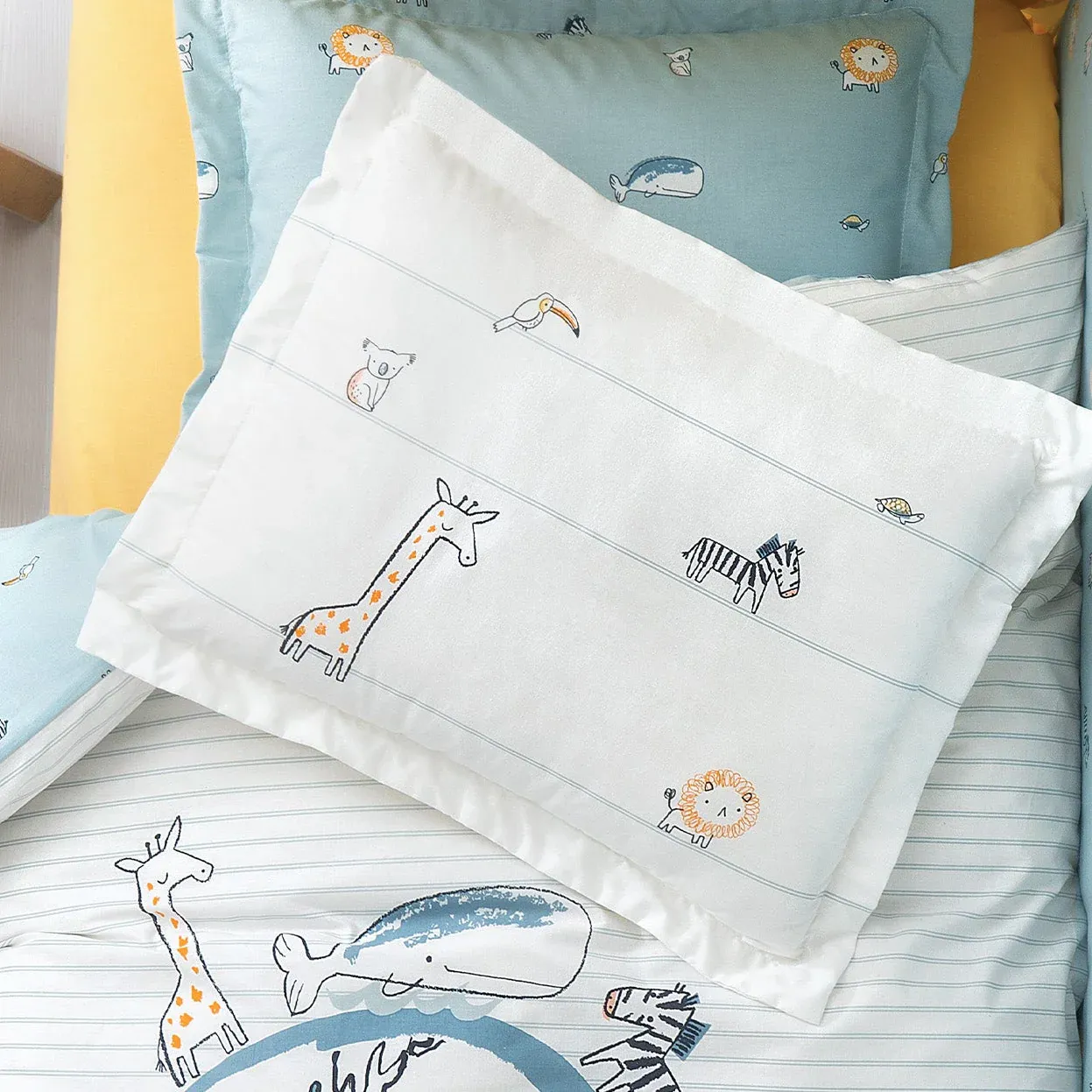 Vaikiška patalynė DRAUGAI - Yatas Bedding