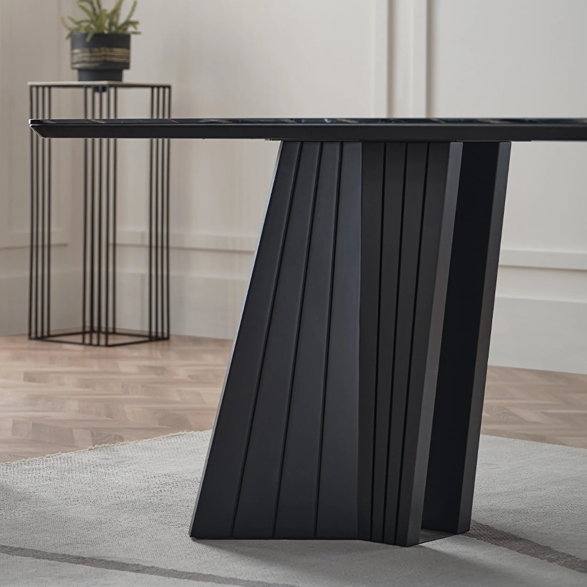 Valgomojo stalas - Riga - Yatas Bedding